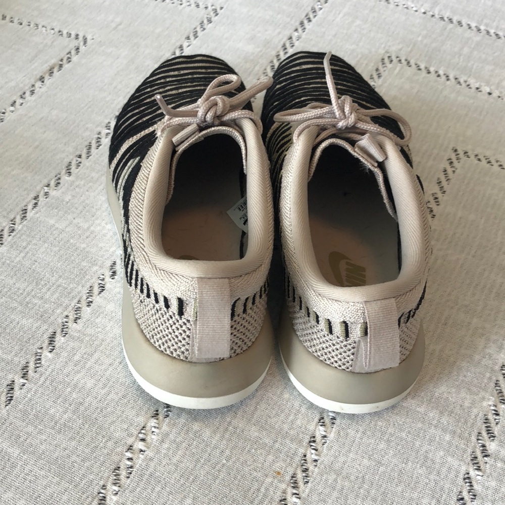 Nike Roshe Two Flyknit sneakers - Picture 5 of 7